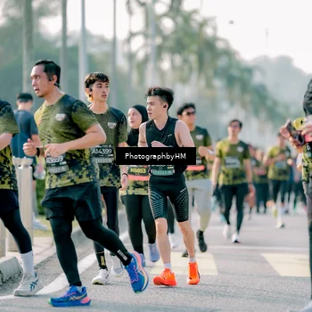 Runner Photo 6411043