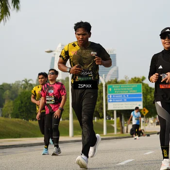 Runner Photo 6411129