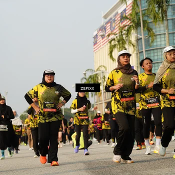 Runner Photo 6411178