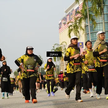 Runner Photo 6411179