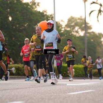 Runner Photo 6411209