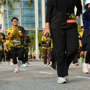 Runner Photo 6411258