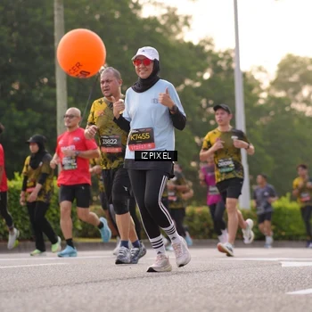 Runner Photo 6411262