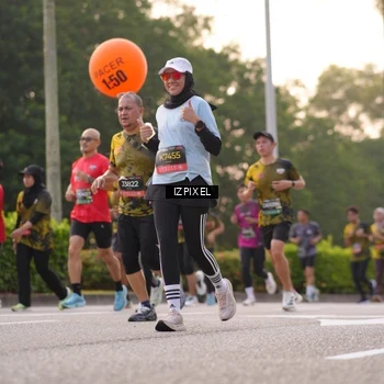 Runner Photo 6411275
