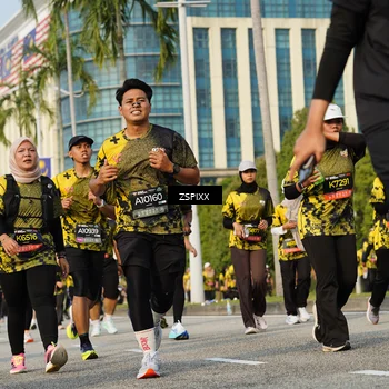 Runner Photo 6411280