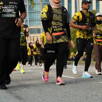 Runner Photo 6411297