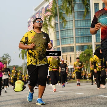Runner Photo 6411354