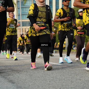 Runner Photo 6411365