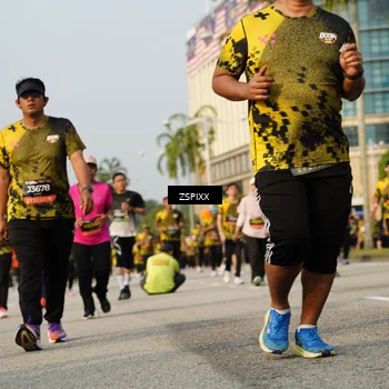 Runner Photo 6411383