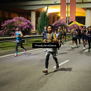 Runner Photo 6411403