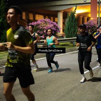 Runner Photo 6411425