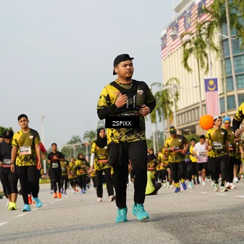 Runner Photo 6411456
