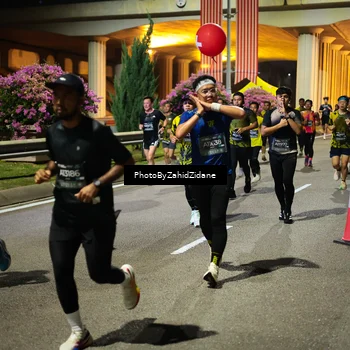 Runner Photo 6411471