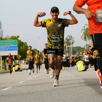 Runner Photo 6411514