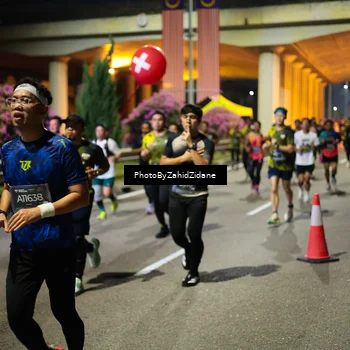 Runner Photo 6411551