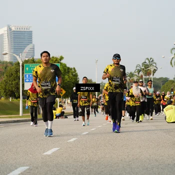 Runner Photo 6411568