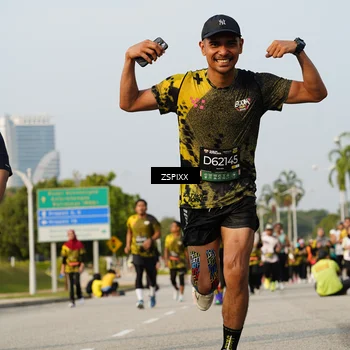 Runner Photo 6411623