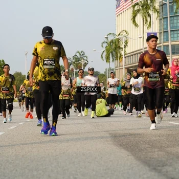 Runner Photo 6411624