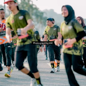 Runner Photo 6411650