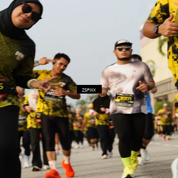 Runner Photo 6411666