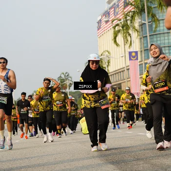 Runner Photo 6411691