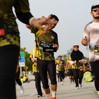 Runner Photo 6411694