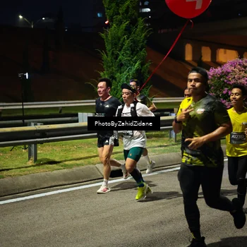 Runner Photo 6411709
