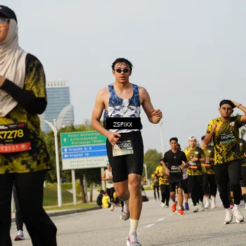 Runner Photo 6411733