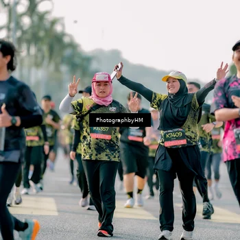 Runner Photo 6411748