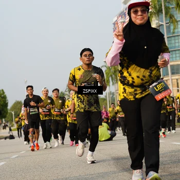 Runner Photo 6411750