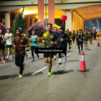Runner Photo 6411808