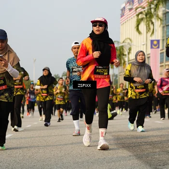 Runner Photo 6411821