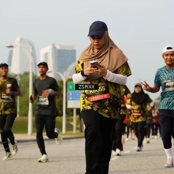 Runner Photo 6411844