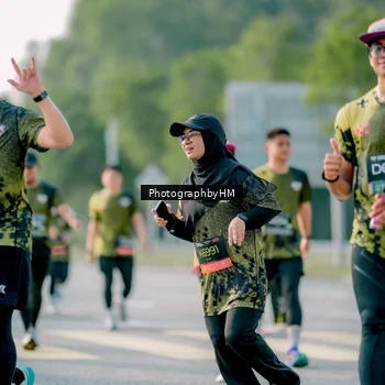 Runner Photo 6411848