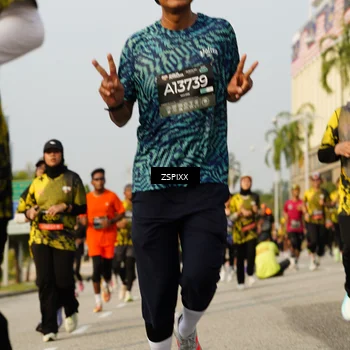 Runner Photo 6411863