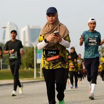 Runner Photo 6411866
