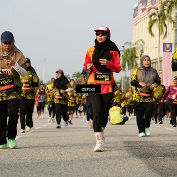 Runner Photo 6411879