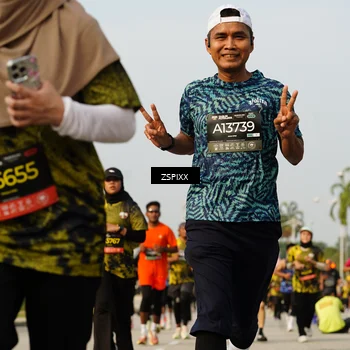 Runner Photo 6411893