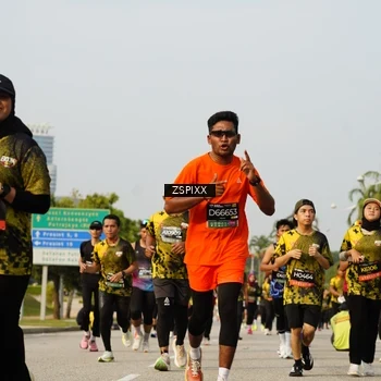 Runner Photo 6411933