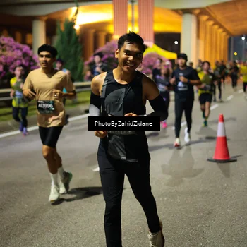 Runner Photo 6411988