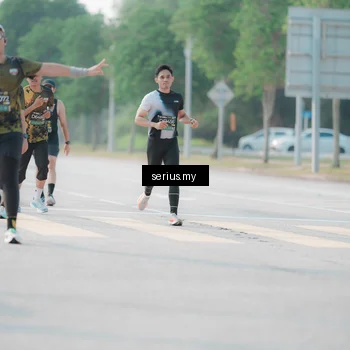Runner Photo 6411993