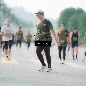 Runner Photo 6411995