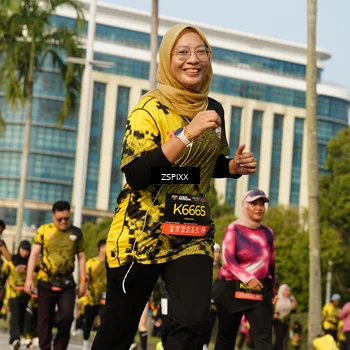 Runner Photo 6411999