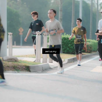 Runner Photo 6412017