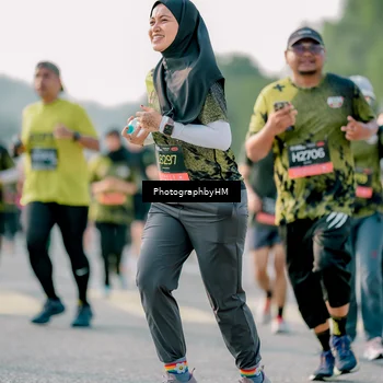 Runner Photo 6412029