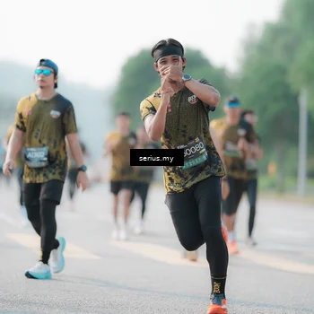 Runner Photo 6412047
