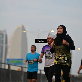 Runner Photo 6412052