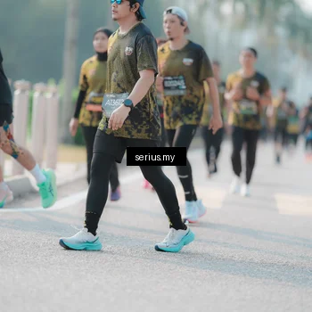 Runner Photo 6412071