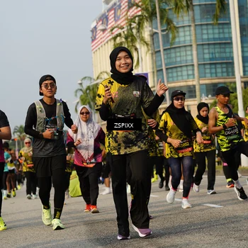 Runner Photo 6412072