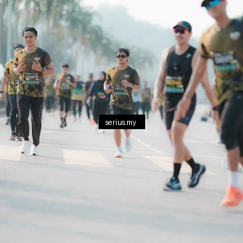 Runner Photo 6412075
